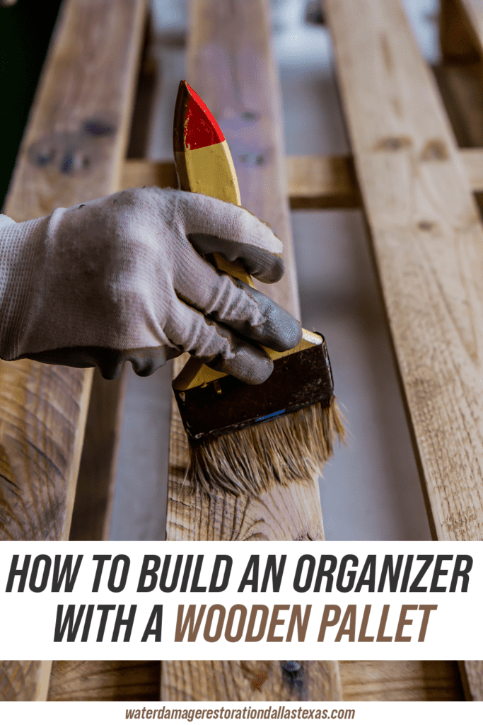 Build an Organizer with a Wooden Pallet